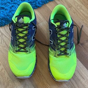 New Balance 690 AT Speed Ride Mens Size 13 Trail Running Shoes Neon MT690LH1